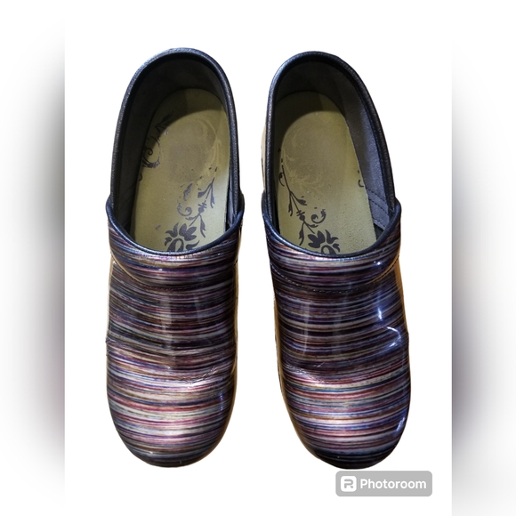 Dansko Pro XP Women's Clogs Grey Multicolored Patent Leather Sz 41 EU/10.5-11 US - Picture 3 of 11
